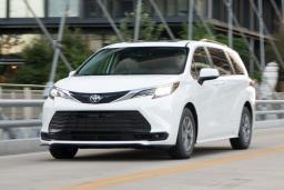 2024 Toyota Sienna in white.